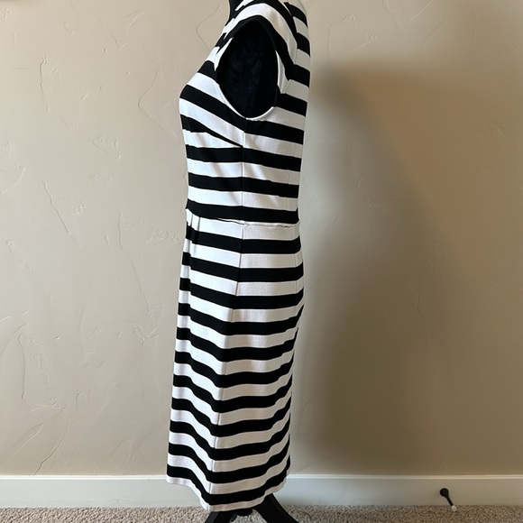 LOFT striped dress! - Picture 2 of 5